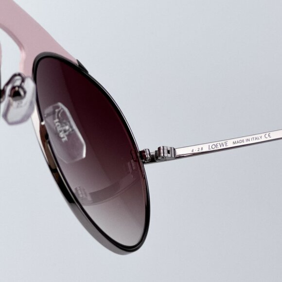 Loewe Women BRAND NEW Sunglasses LW40005U 14U Pink Leather Bordeaux Mirror Pilot - Picture 8 of 10